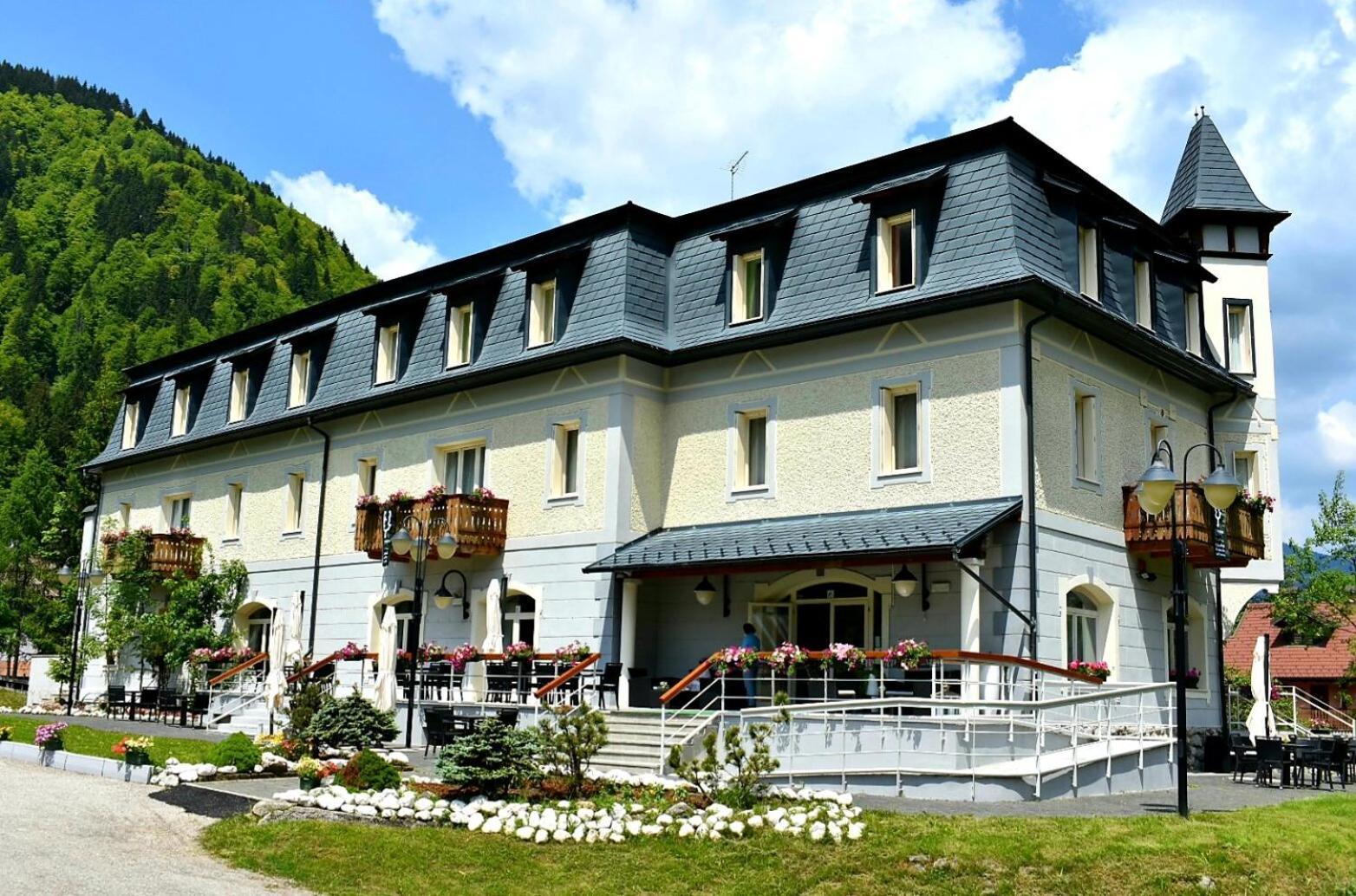 Hotel Saisera Valbruna Luaran gambar